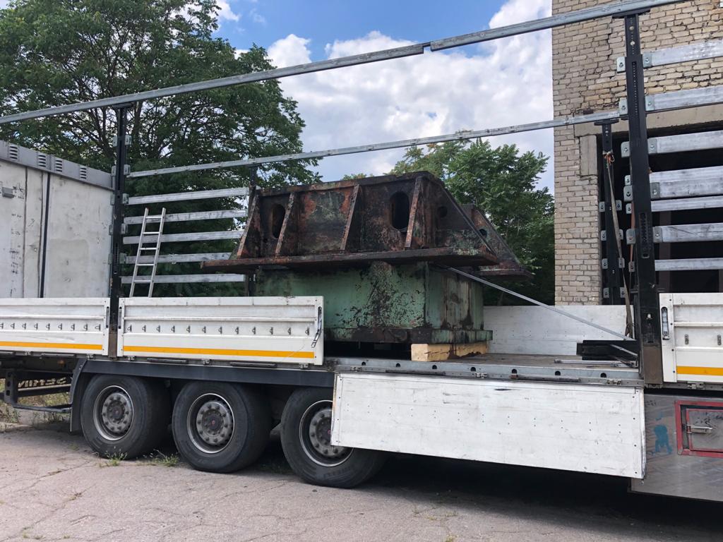 Successfully dismantled and delivered a unique hot forging press K8542 with a capacity of 1600 tons